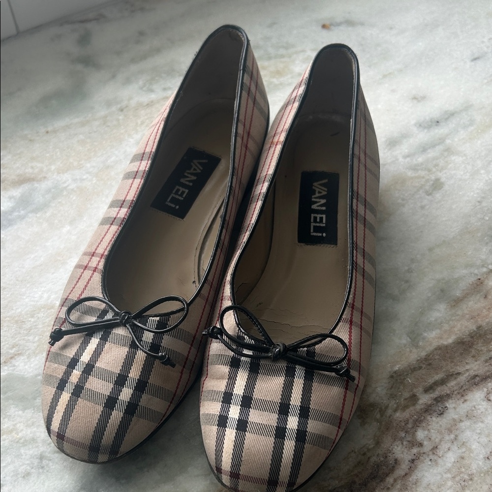 Vaneli Women's Checkered Flats - Black and Tan